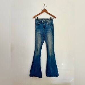 Zara 1975 bellbottom jeans size 4